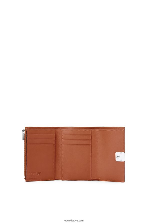 Loewe moterys anagrama maža vertikali piniginė iš akmenukų grūdėtos veršio odos įdegis BZ26XN1231