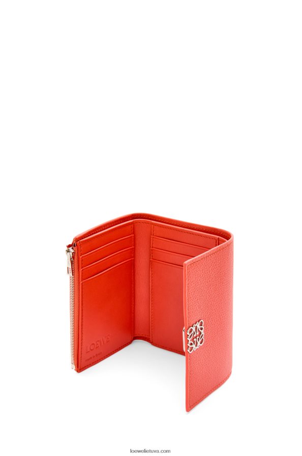 Loewe moterys anagrama maža vertikali piniginė iš akmenukų grūdėtos veršio odos saulėtekio oranžinė BZ26XN1205