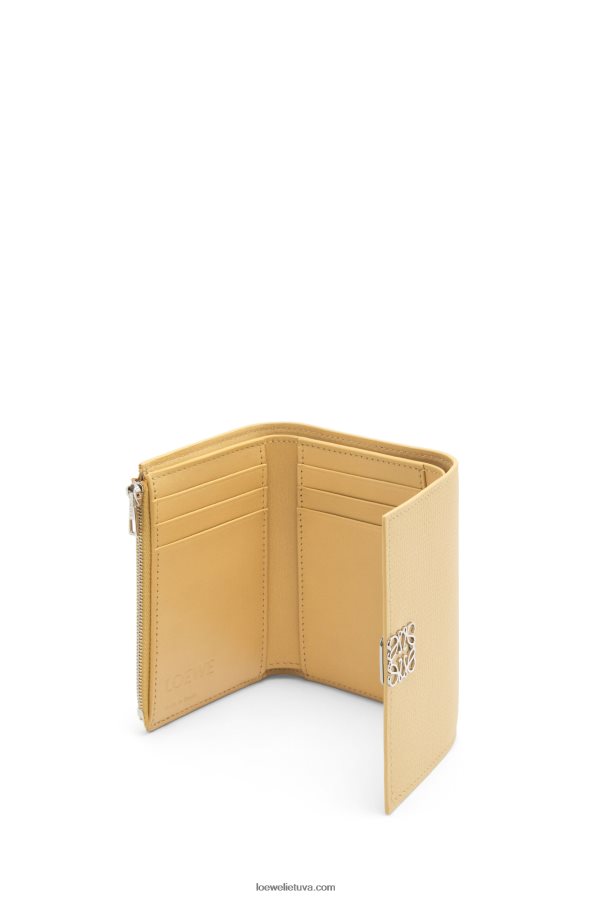 Loewe moterys anagrama maža vertikali piniginė iš akmenukų grūdėtos veršio odos tamsus sviestas BZ26XN1264