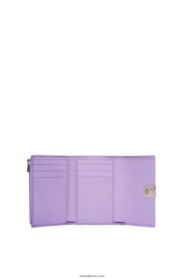 Loewe moterys anagrama maža vertikali piniginė iš akmenukų grūdėtos veršio odos šviesiai violetinė BZ26XN1237