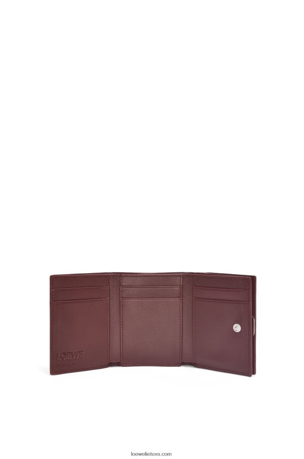 Loewe moterys anagramos trisluoksnė piniginė iš žvirgždo grūdėtos odos bordo BZ26XN1296