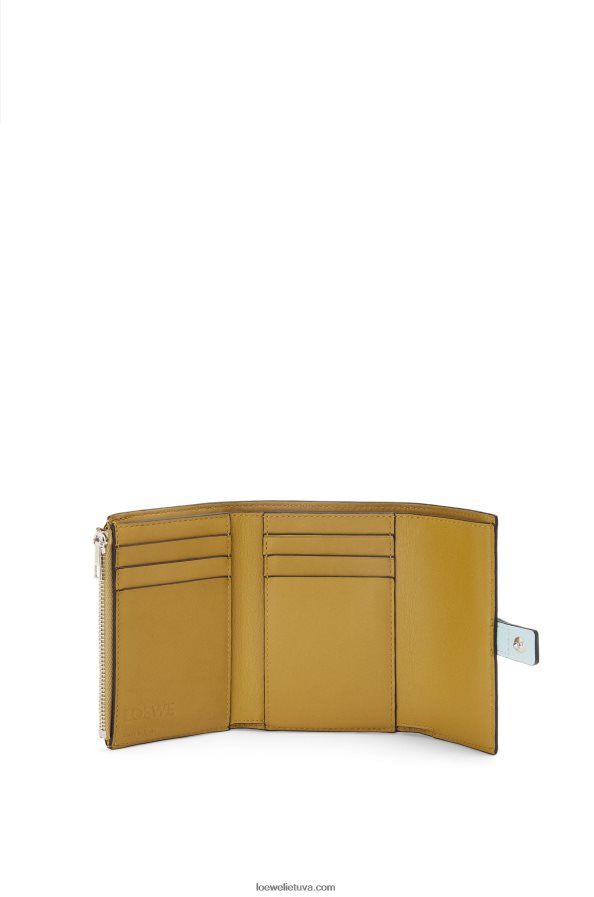 Loewe moterys maža vertikali piniginė iš minkštos grūdėtos veršienos krištolo mėlyna/kalkių geltona BZ26XN1309