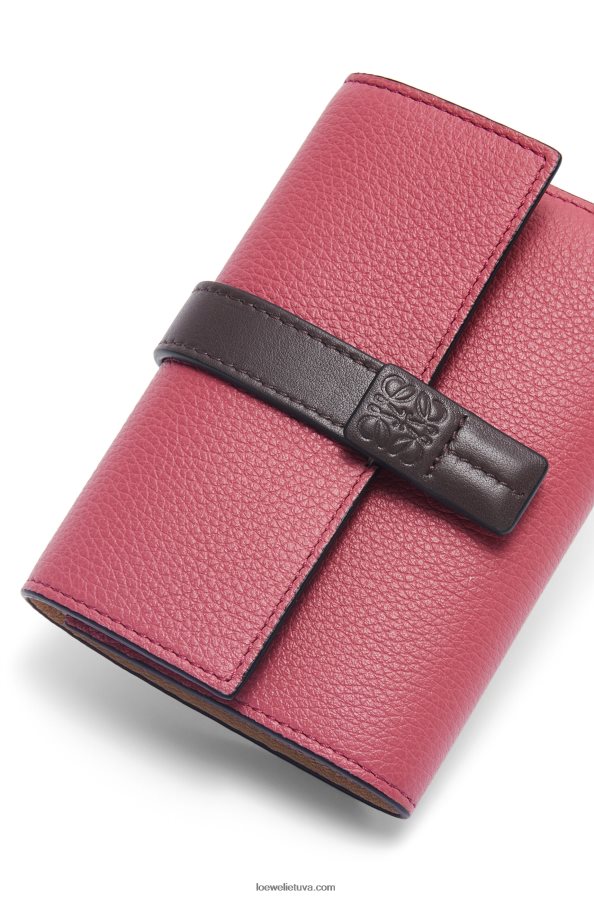 Loewe moterys maža vertikali piniginė iš minkštos grūdėtos veršienos slyva/šokoladas BZ26XN1243