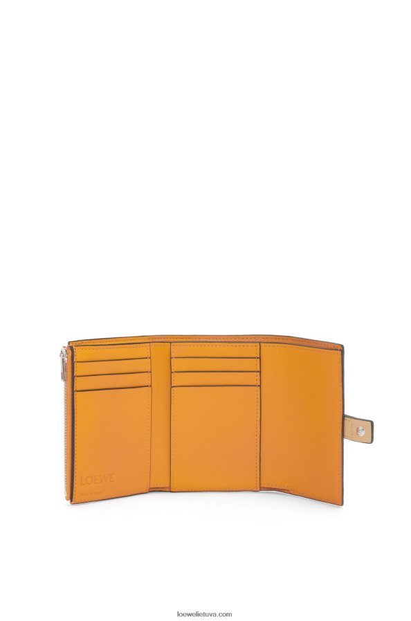 Loewe moterys maža vertikali piniginė iš minkštos grūdėtos veršienos tamsus sviestas / rausvas BZ26XN1267