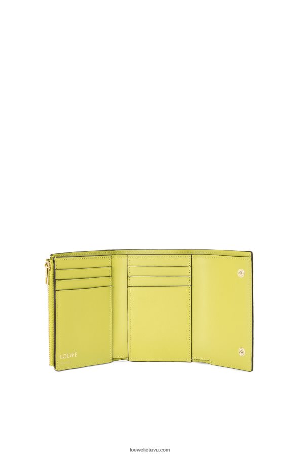 Loewe moterys pakartokite mažą vertikalią piniginę iš reljefinio šilko veršiuko kalkių geltonumo BZ26XN1313