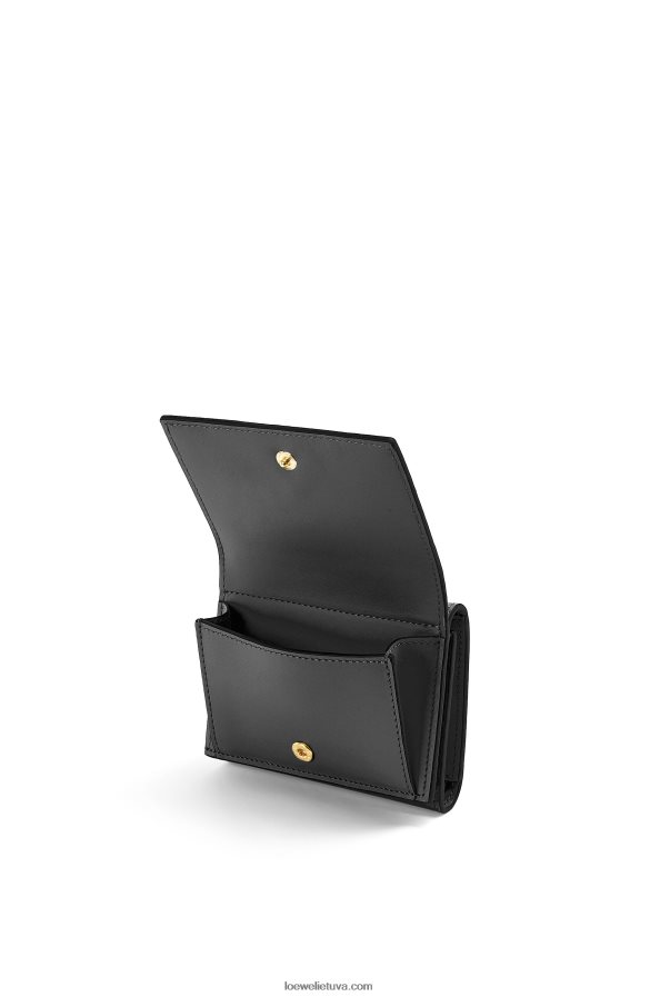 Loewe moterys pasikartojanti trisluoksnė piniginė iš reljefinės šilkinės veršio odos juodas BZ26XN1274