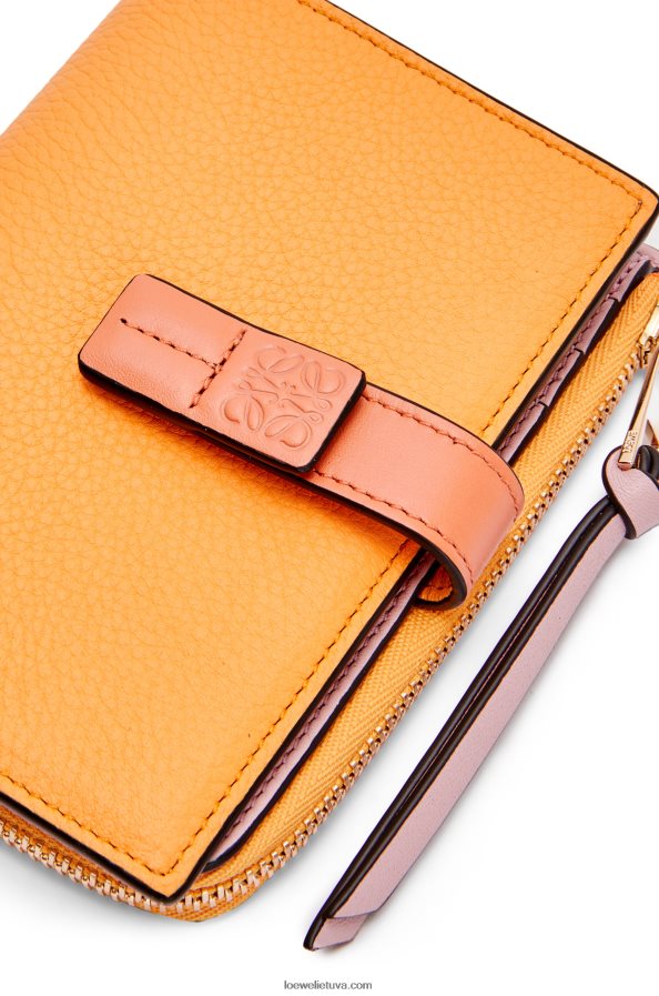 Loewe moterys plona užtrauktuku užsegama piniginė iš minkštos blauzdos odos mandarinų / koralų rifas BZ26XN1299