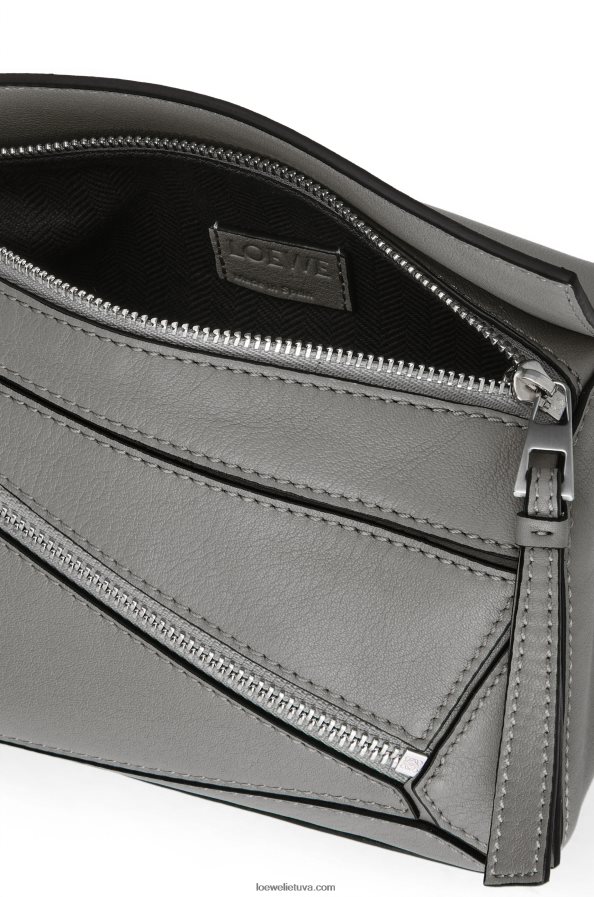 Loewe vyrų mini galvosūkis iš klasikinės blauzdos odos asfalto pilka BZ26XN570