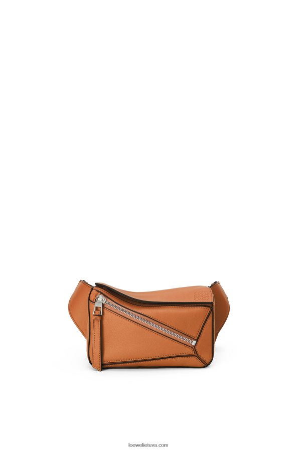 Loewe vyrų mini galvosūkis iš klasikinės blauzdos odos įdegis BZ26XN278
