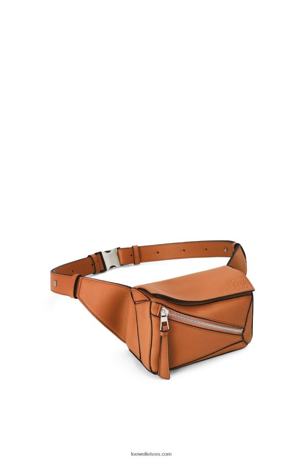 Loewe vyrų mini galvosūkis iš klasikinės blauzdos odos įdegis BZ26XN278