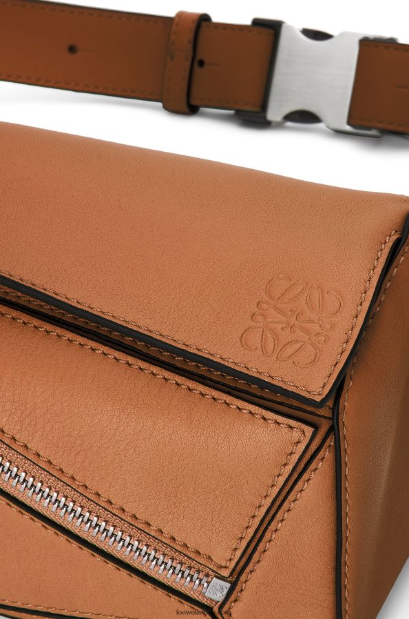 Loewe vyrų mini galvosūkis iš klasikinės blauzdos odos įdegis BZ26XN278