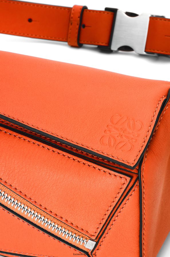 Loewe vyrų mini galvosūkis iš klasikinės blauzdos odos oranžinė BZ26XN571