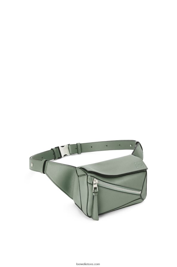 Loewe vyrų mini galvosūkis iš klasikinės blauzdos odos tamsusis šalavijas BZ26XN298