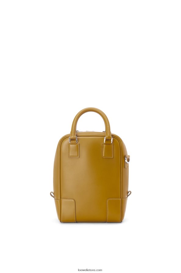Loewe vyrų amazona 15 nappa blauzdos odoje ochra BZ26XN175