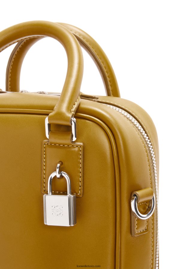 Loewe vyrų amazona 15 nappa blauzdos odoje ochra BZ26XN175