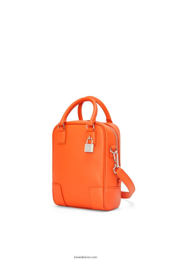 Loewe vyrų amazona 15 nappa blauzdos odoje oranžinė BZ26XN146